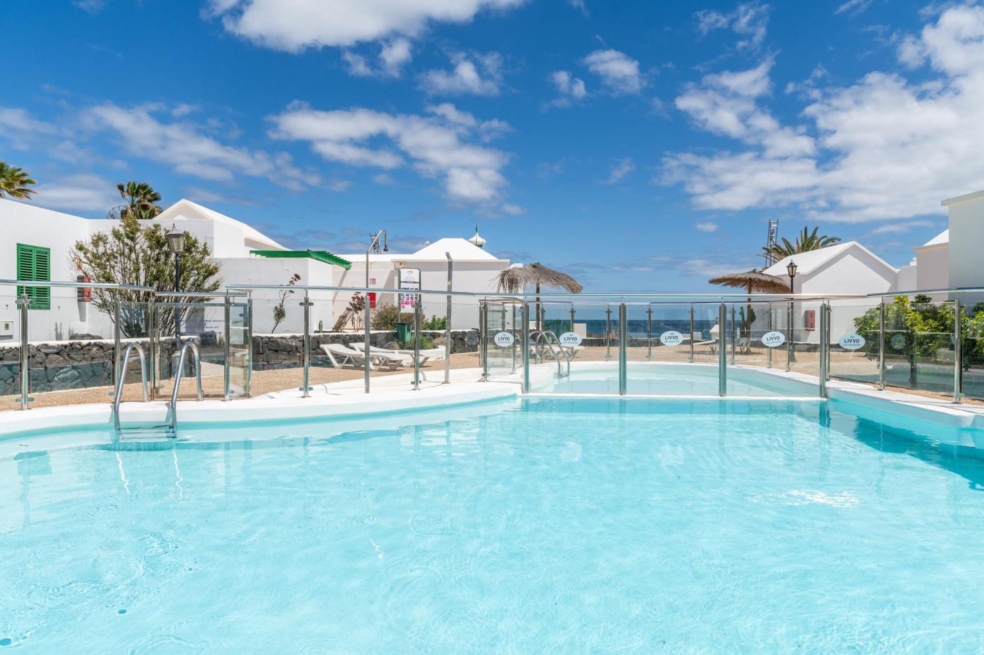 Bungalow Alma Ocean View بويرتو ذيل كارمين الغرفة الصورة